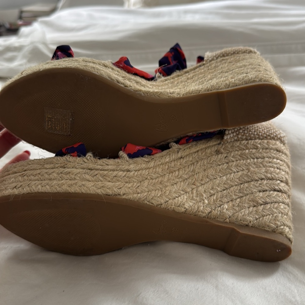 Castaner Red and Navy Floral Tie-Up Espadrille Wedges - Picture 3 of 5